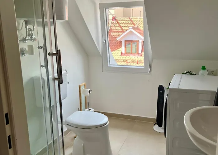 Flores Center - Easy Self-check-in شقة