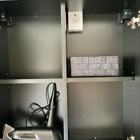 Flores Center - Easy Self-check-in Appartement Graz