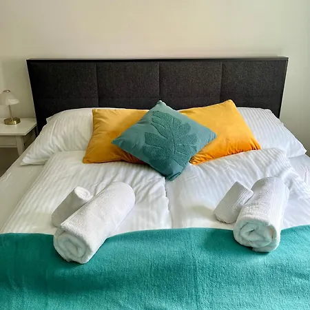 Flores Center - Easy Self-check-in グラーツ